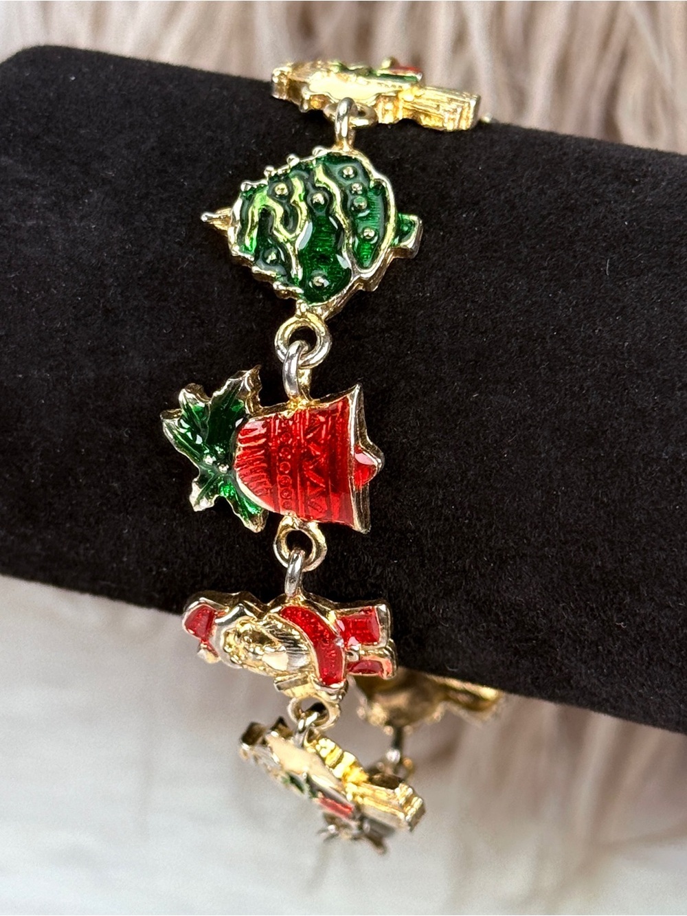 Vintage Christmas Enamel Charm Bracelet Santa Tree Bells Holiday Gold Tone